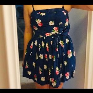 Abercrombie & Fitch cute floral dress